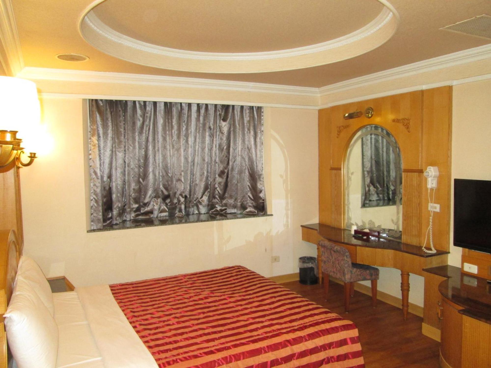 Huangjia Motel Tajnan Kültér fotó